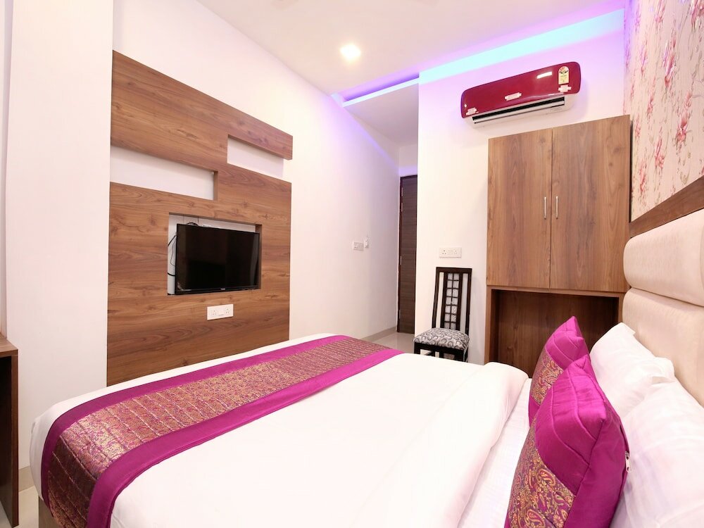 Фото Oyo 15208 Hotel Unique