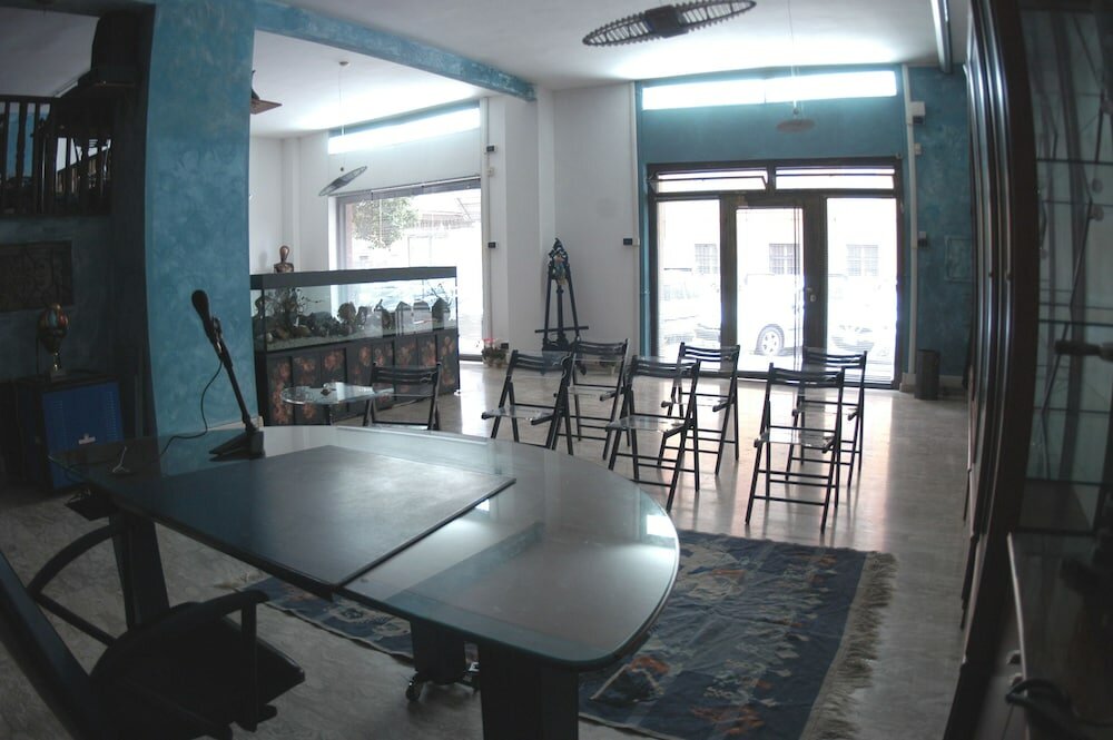 Фото Garbatella Accommodations & Meeting Rooms