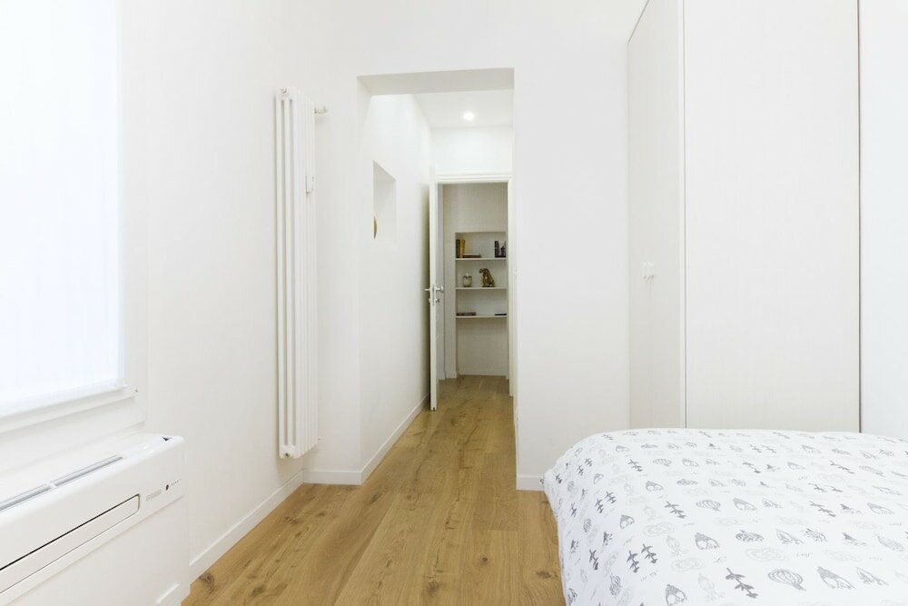 Фото GetTheKey San Vitale Apartment