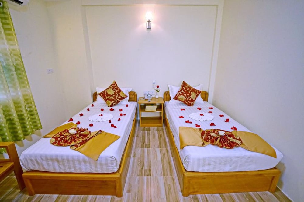 Фото Moon Light Hotel