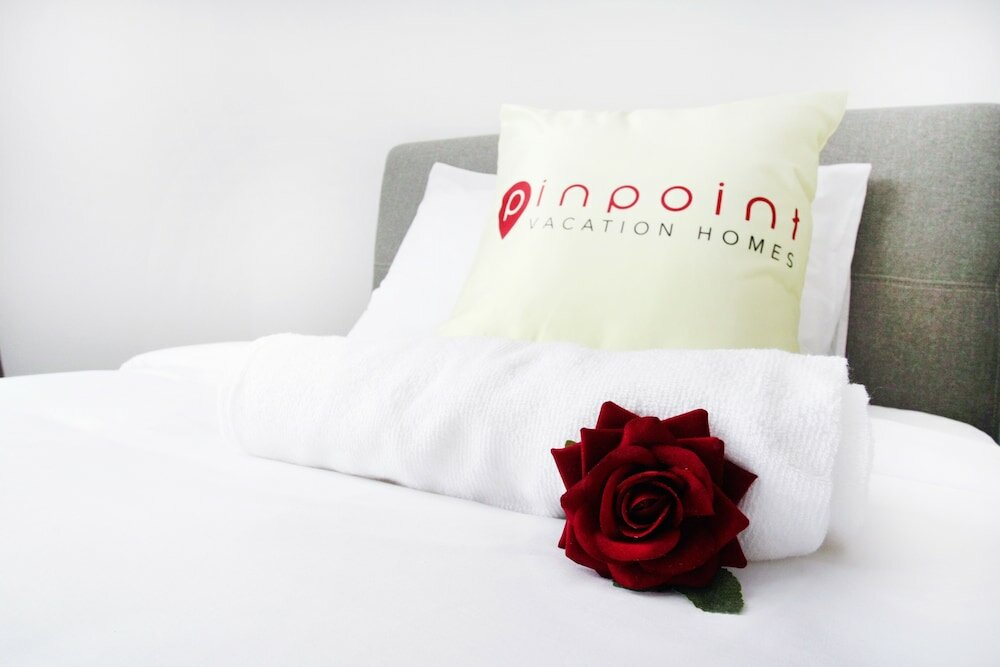 Фото Pinnacle Tower