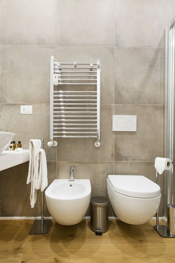 Фото GetTheKey San Vitale Apartment