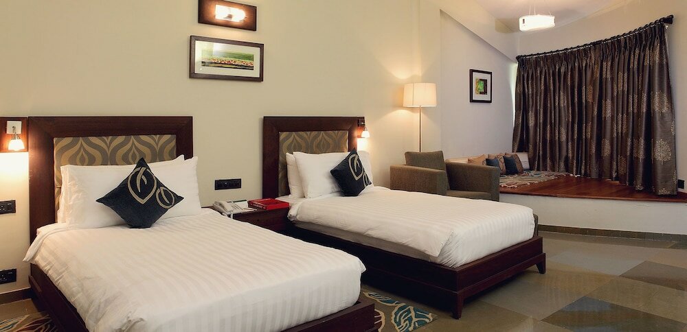 Фото Gulmohar Greens - Golf & Country Club