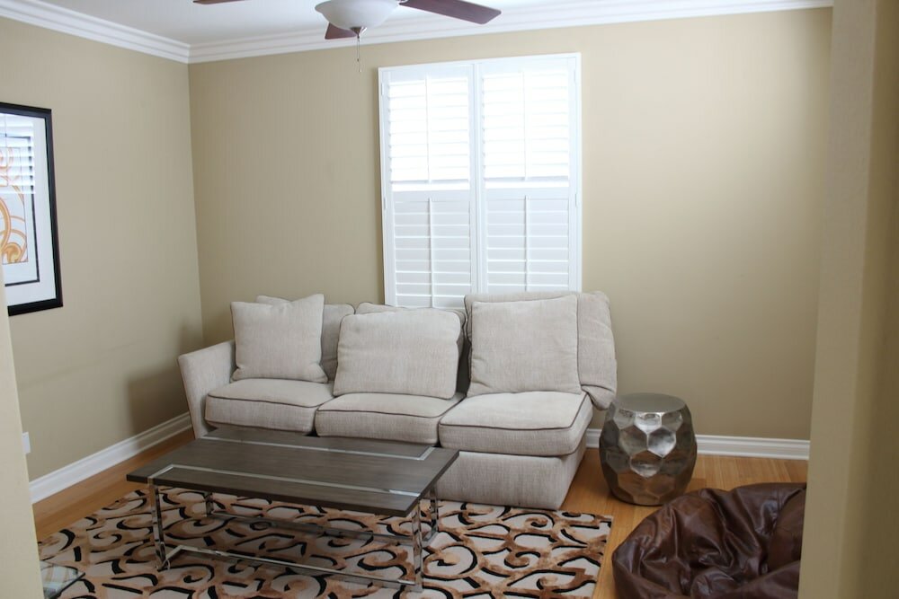 Фото Irvine Property 1