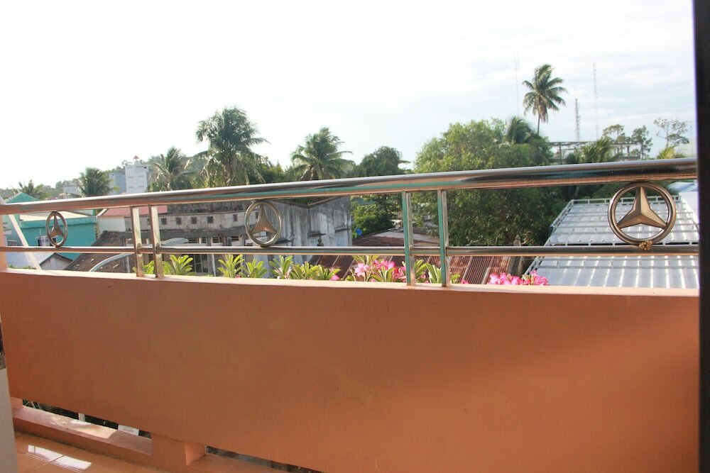 Фото Huynh Huong Guesthouse