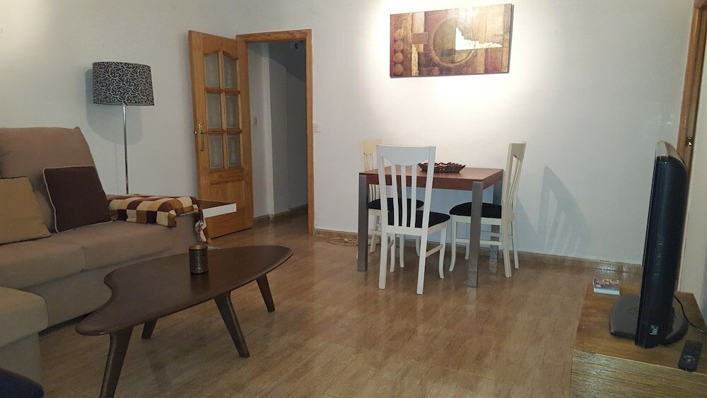 Фото Piso EN la Ribera 4 dormitorios wifi