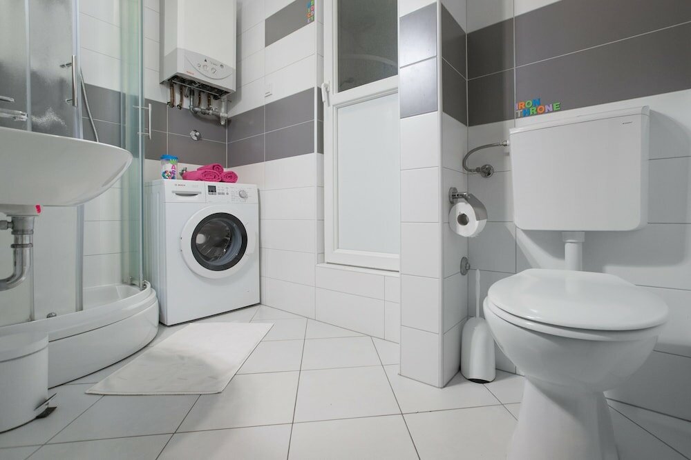 Фото Witty Please & Bardot