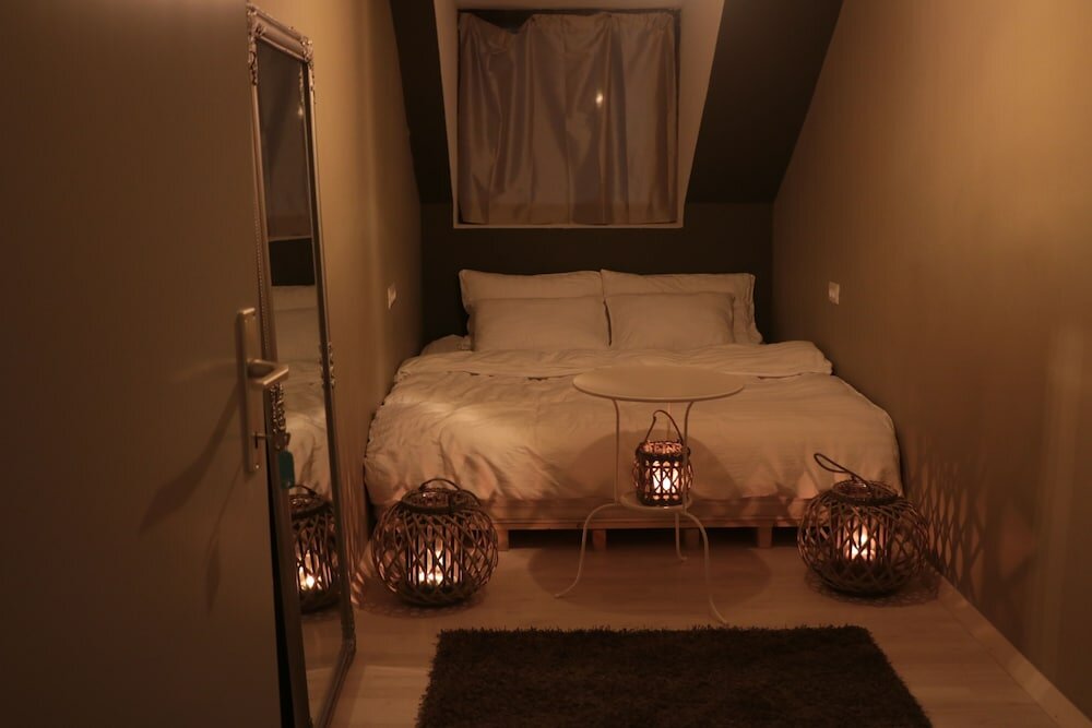 Фото Central Antique Apartments