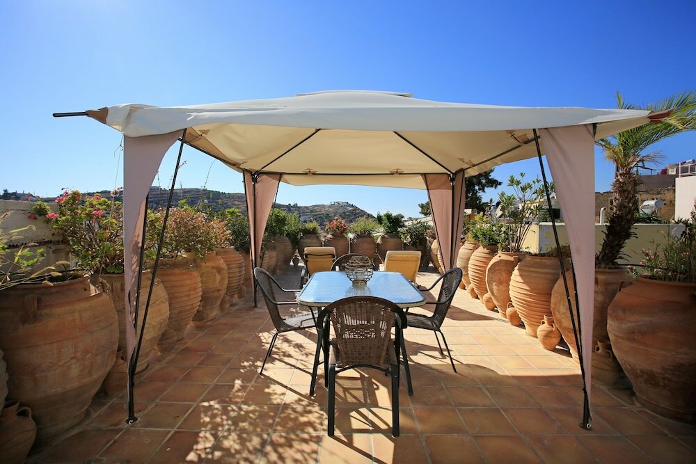 Фото Villa Arokaria