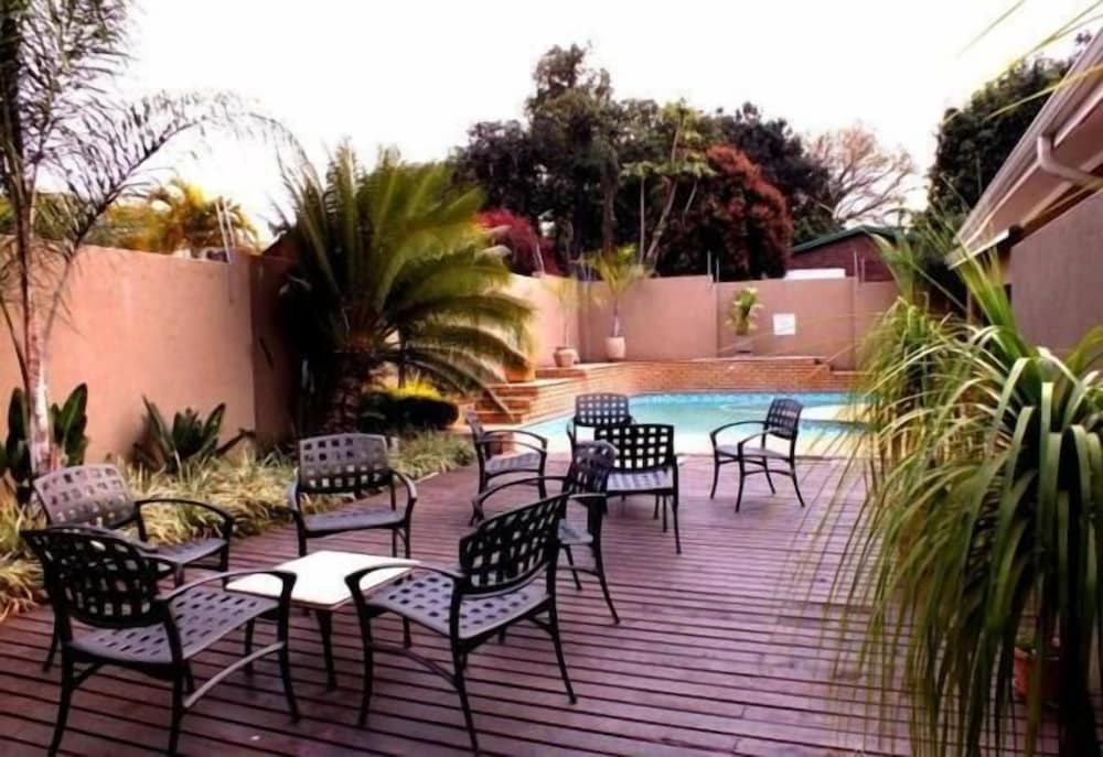 Фото отеля 3