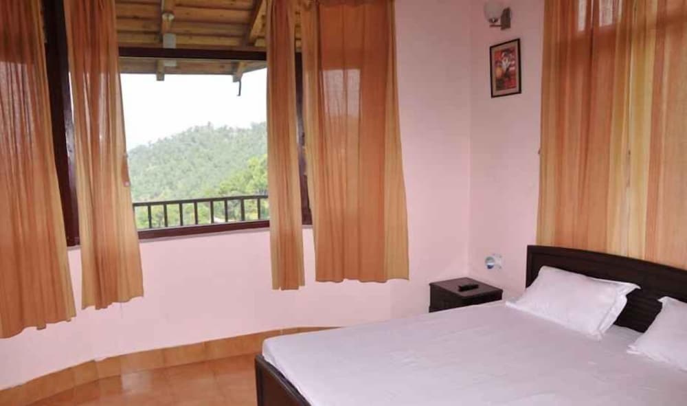 Фото Sahaj Hotel