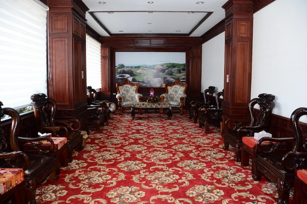 Фото Anoulackkhenlao Hotel