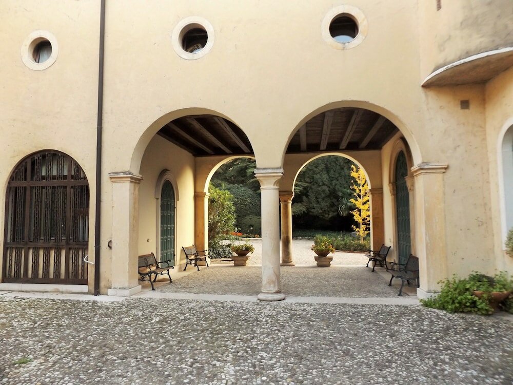 Фото La Pergolana