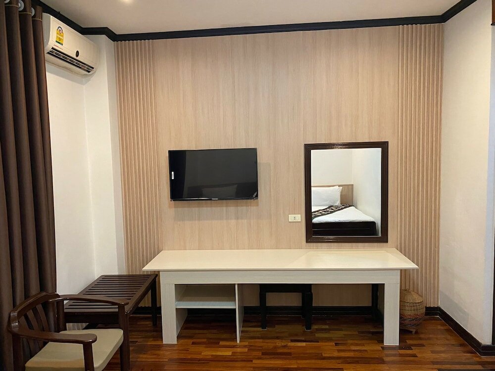 Фото Anoulackkhenlao Hotel