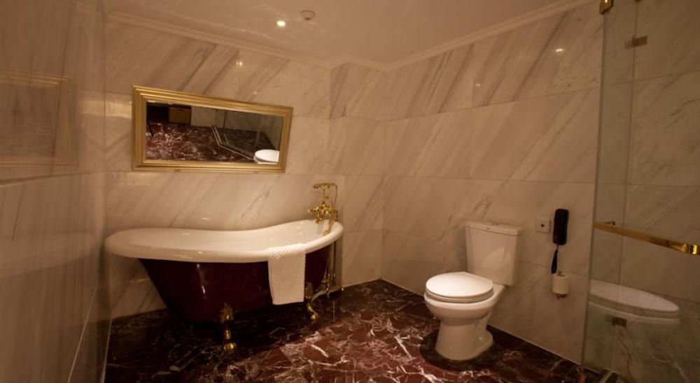 Фото Complex International Hotel