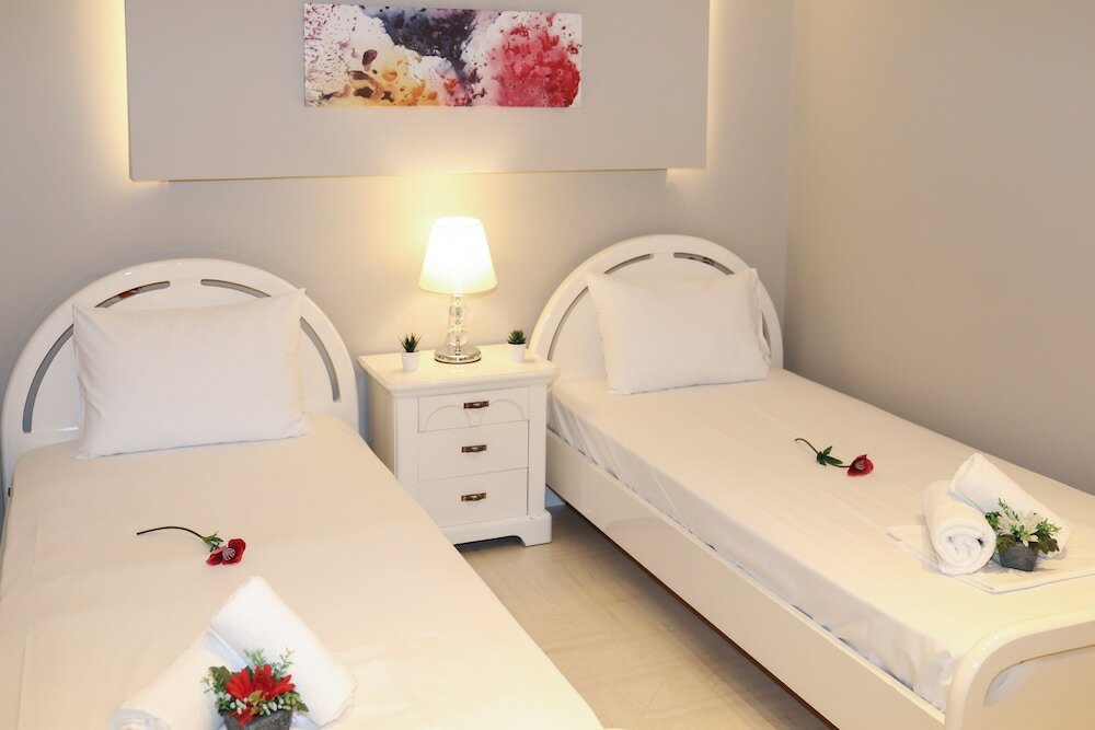 Фото Chrissomallis Apartments