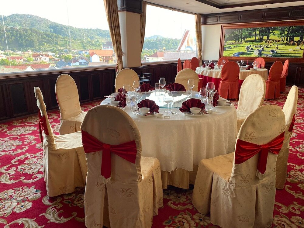 Фото Anoulackkhenlao Hotel