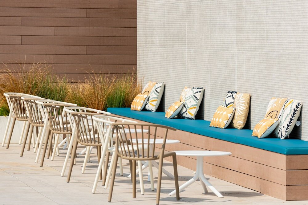 Фото L’Azure Hotel