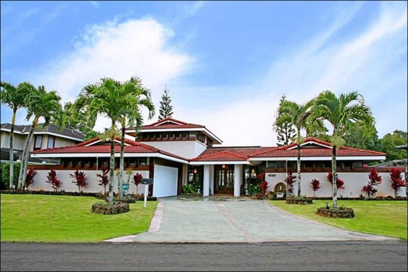 Гостиница Rate Elegant Home With hot tub and Pool on Makai Golf Course