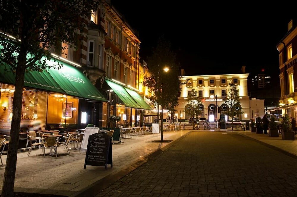 Фото отеля 2