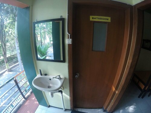 Гостиница Dhika Adventure - Hostel в Проболинго