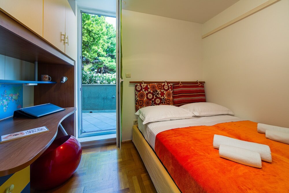 Фото Zen Luxury Apartment