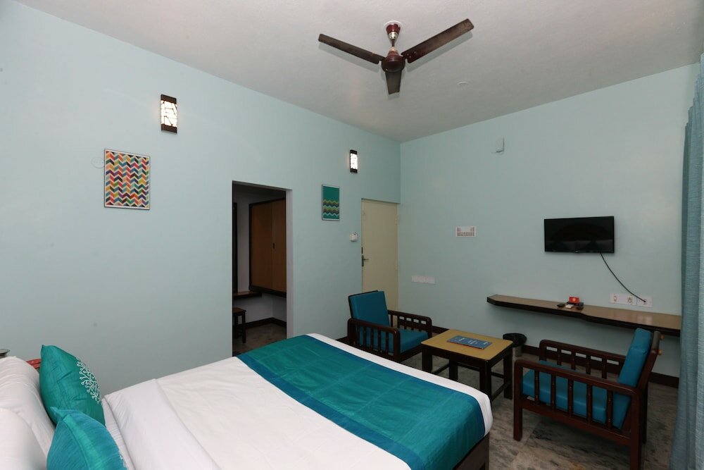 Фото Oyo 7829 Santhi inn
