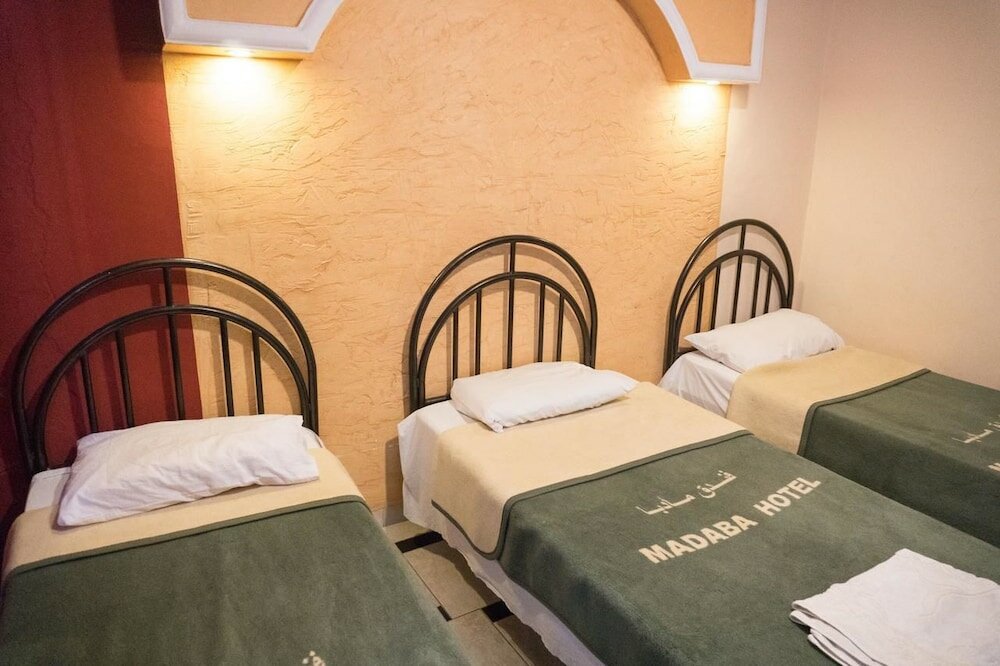 Фото Madaba Hotel