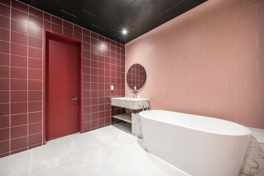 Фото Brown Dot Hotel Masan