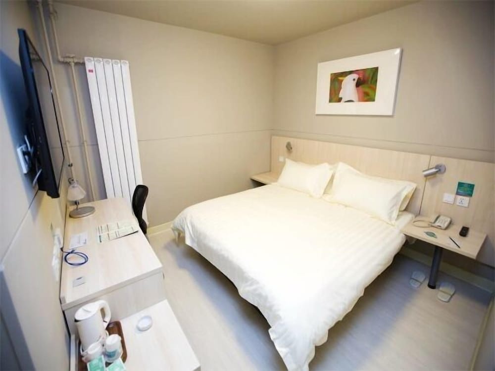 Фото Jinjiang Inn Wuhai Joy City