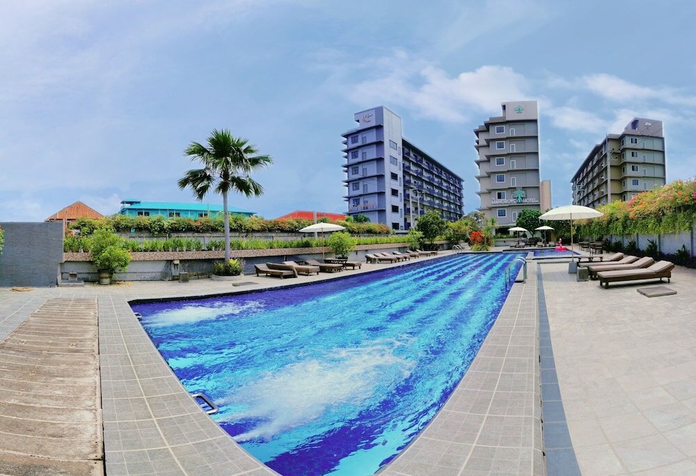 Фото The Mangrove Hotel