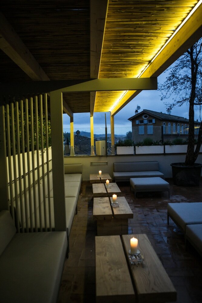 Фото Parrasio Hotel