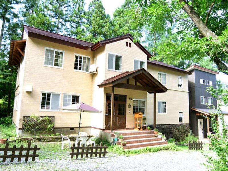 Гостиница Pension Alps Hakuba