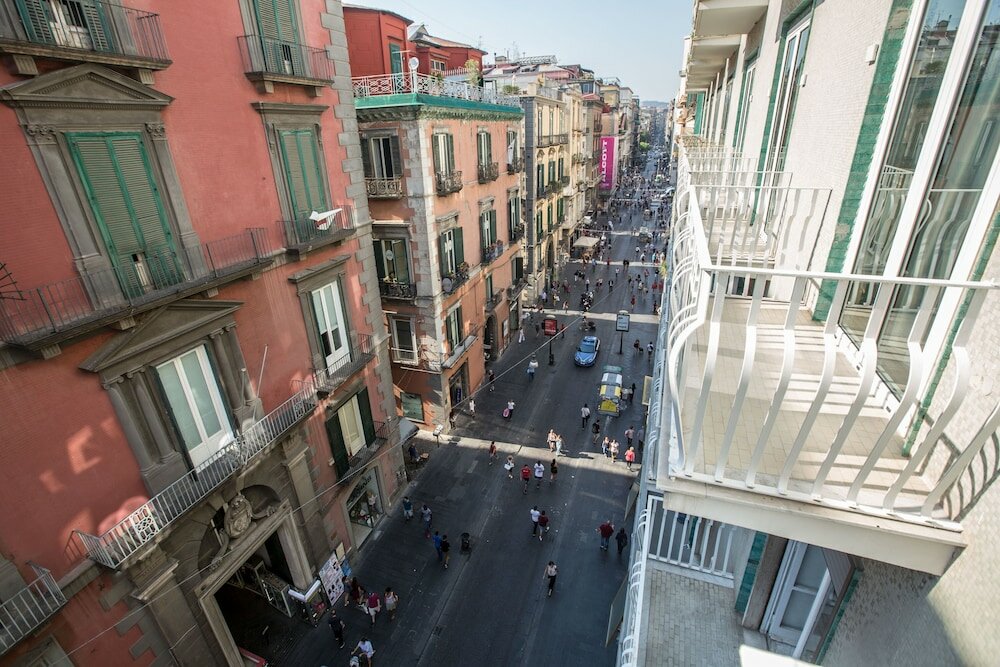 Фото The Boutique Napoli Suite