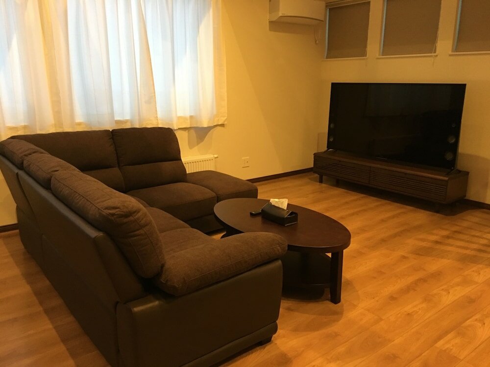 Фото Jadan House