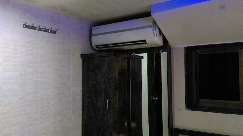 Фото Hotel Paris Residency