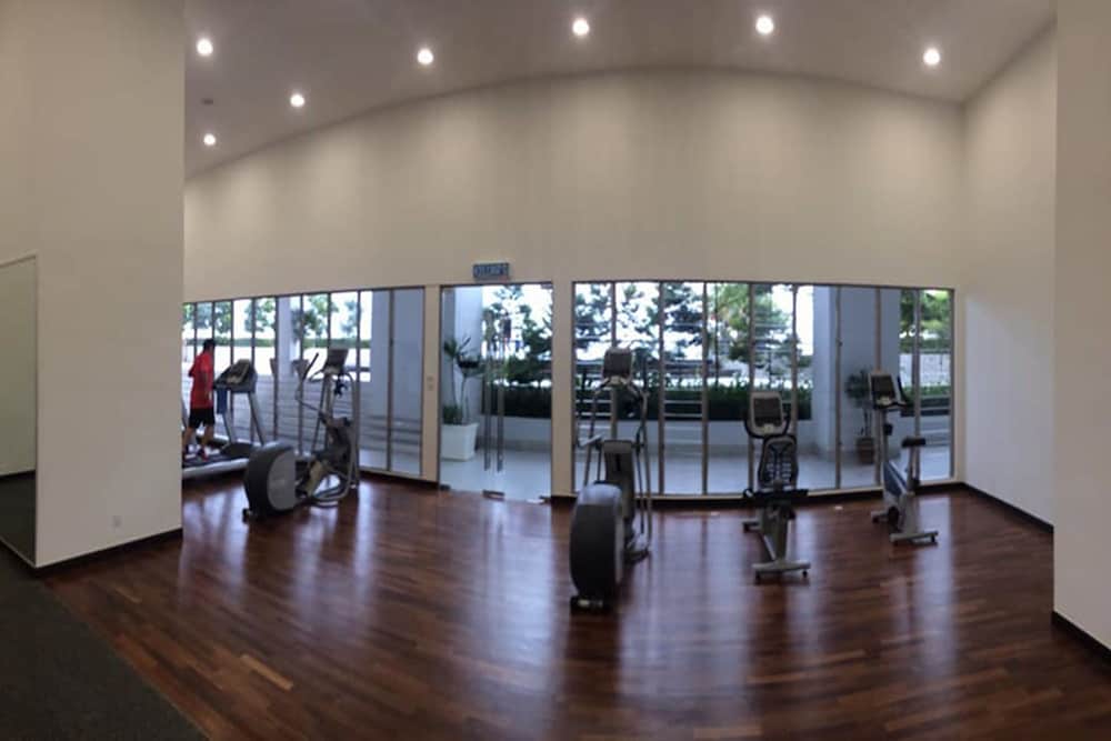 Фото Vinz at Silverscape Luxury Residence