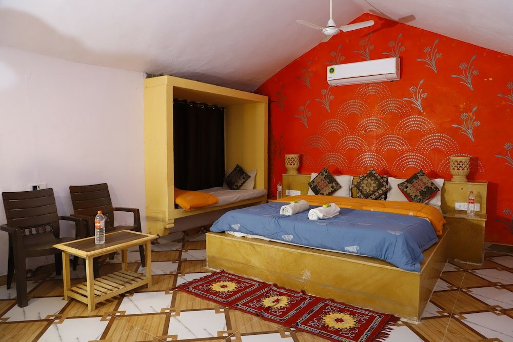 Фото Sunrise Desert Resort