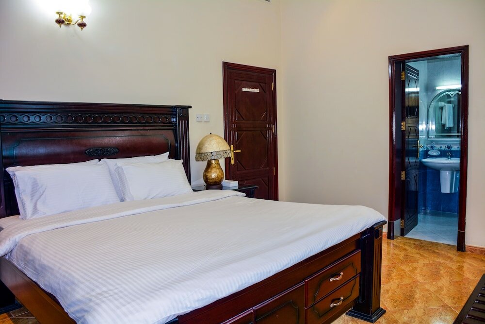 Фото Al Misrea Tower