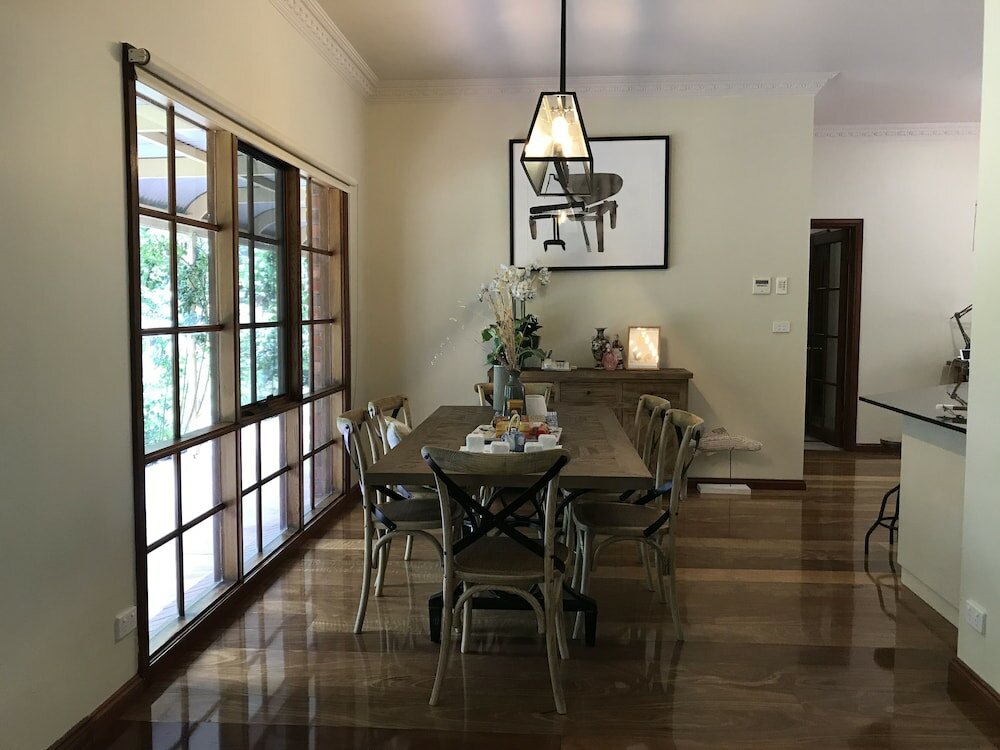 Фото Helen's Homestead