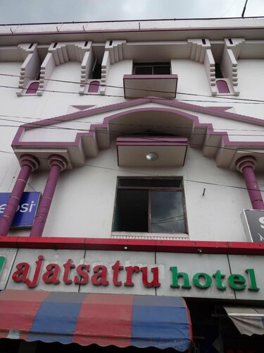 Гостиница Hotel Ajatsatru в Гайе