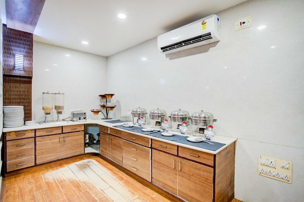 Фото Hotel Mahadev Palace