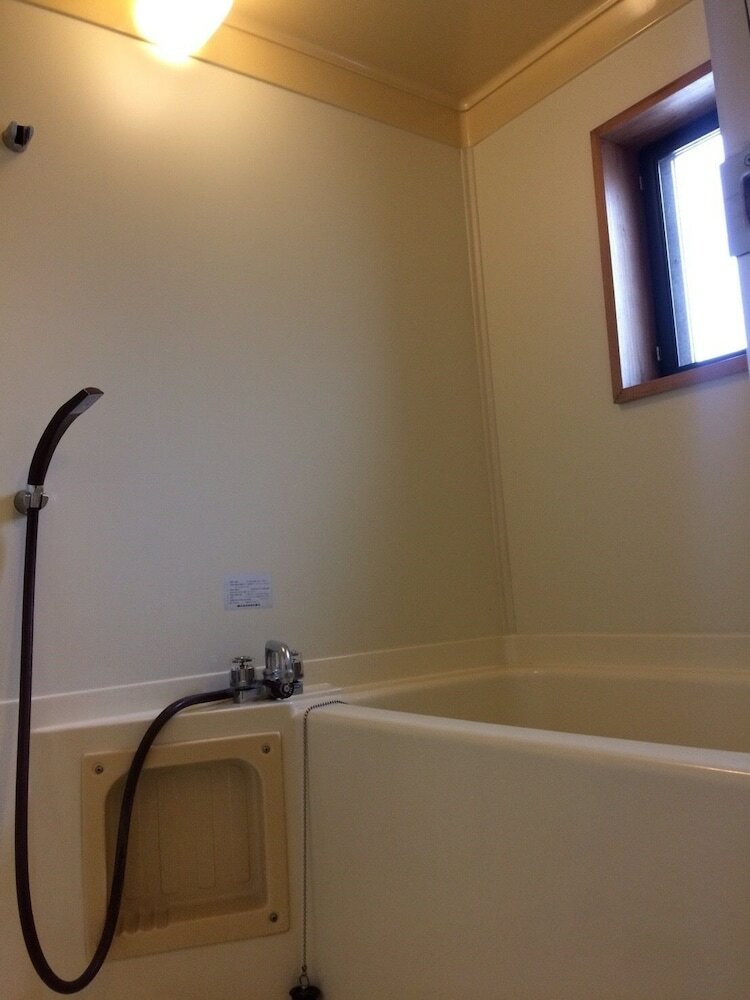 Фото Yasuragi Guest House & Bar