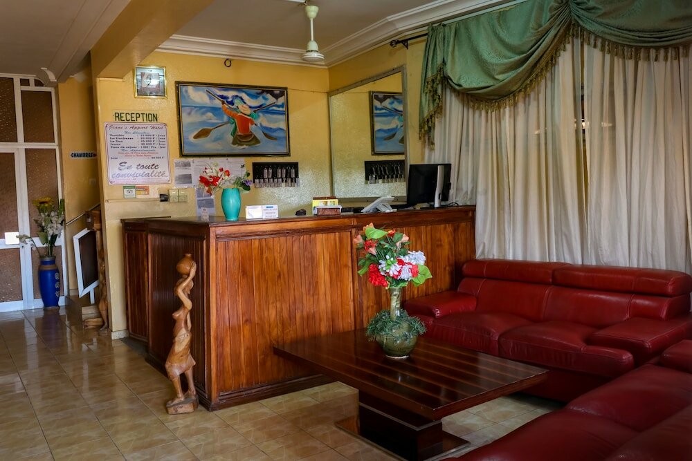 Фото Jeane's Appart Hotel