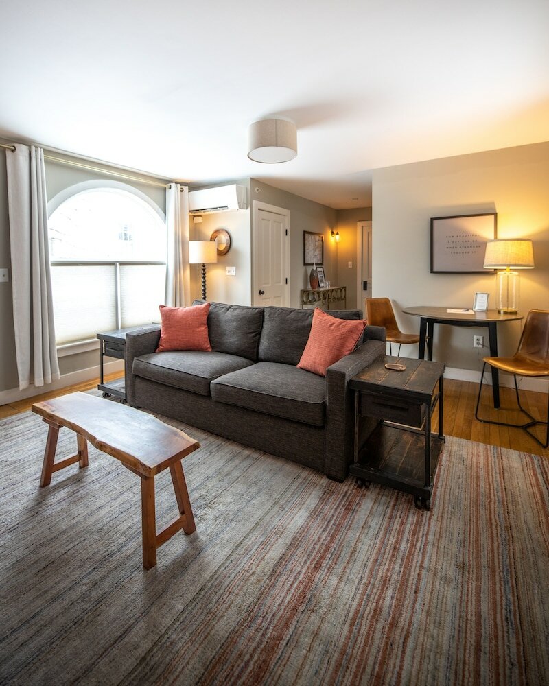 Фото The Sailmaker's House