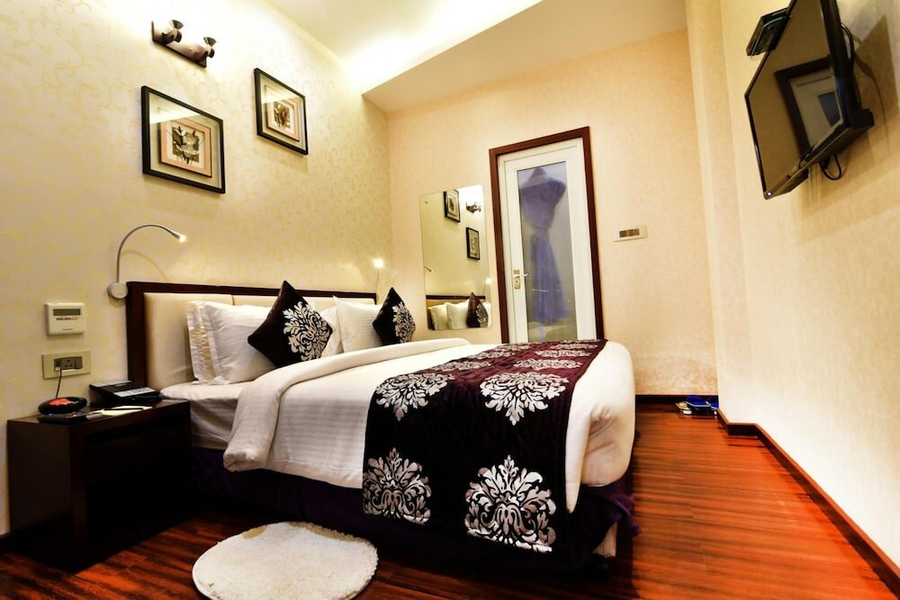 Фото отеля 2