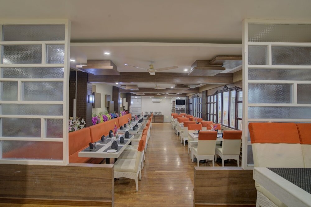 Фото Hotel Mahadev Palace