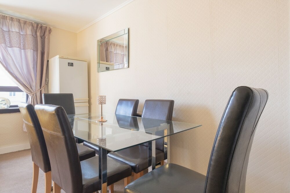 Фото Novelty Suites - Roslin Street