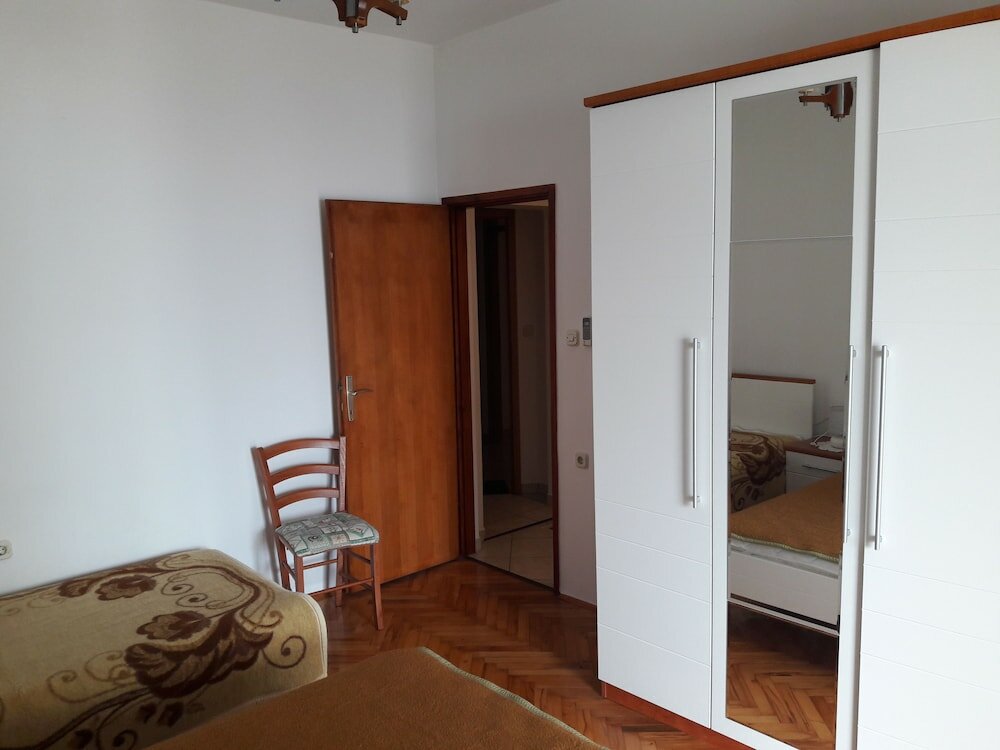 Фото Apartments Metajna X