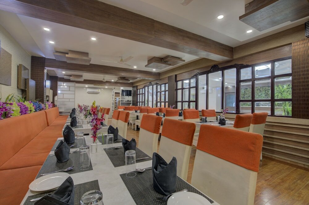 Фото Hotel Mahadev Palace